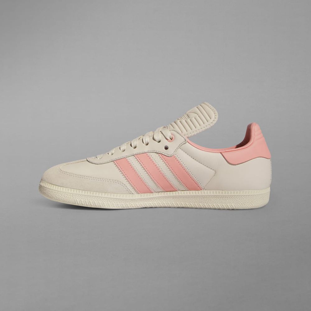 Basket Adidas Humanrace Samba Beige Rose Femme | GNF-86514811