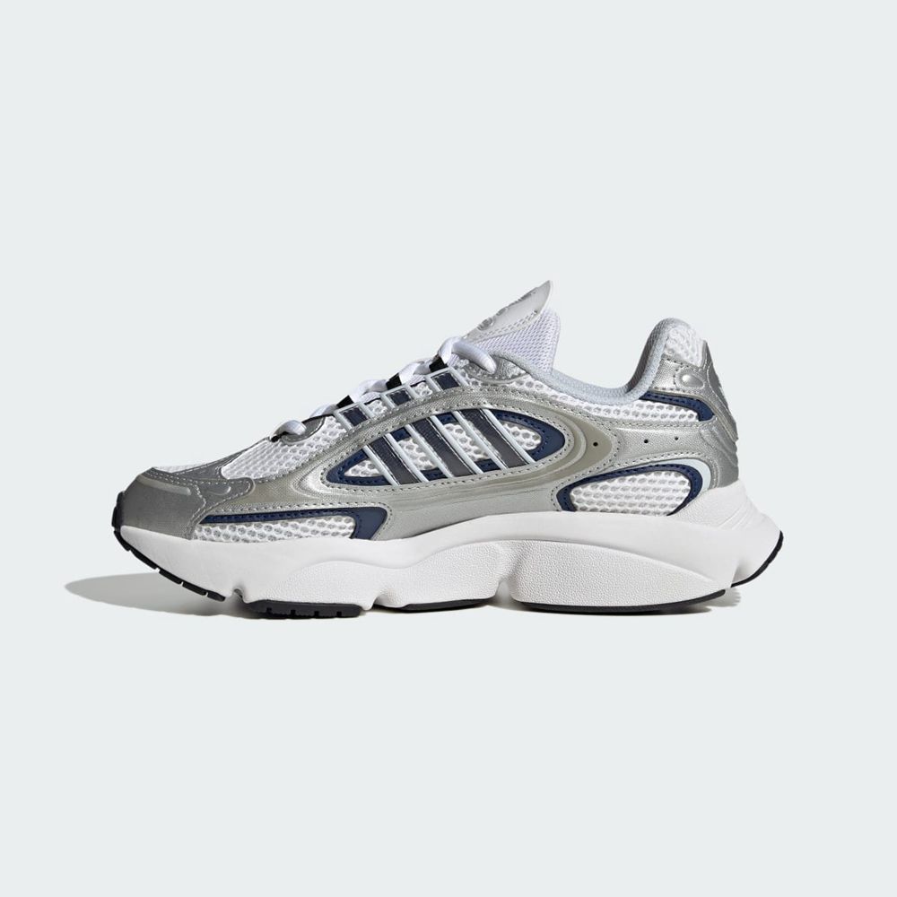 Basket Adidas Ozmillen Blanche Noir Bleu Marine Femme | MMG-76415609