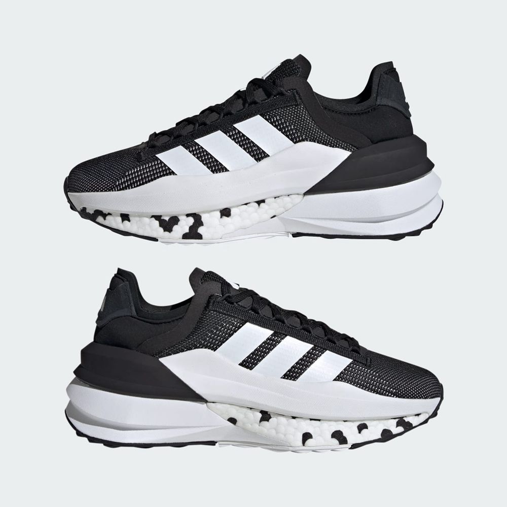 Basket Adidas AVRYN_X Noir Blanche Femme | ADA-55093439