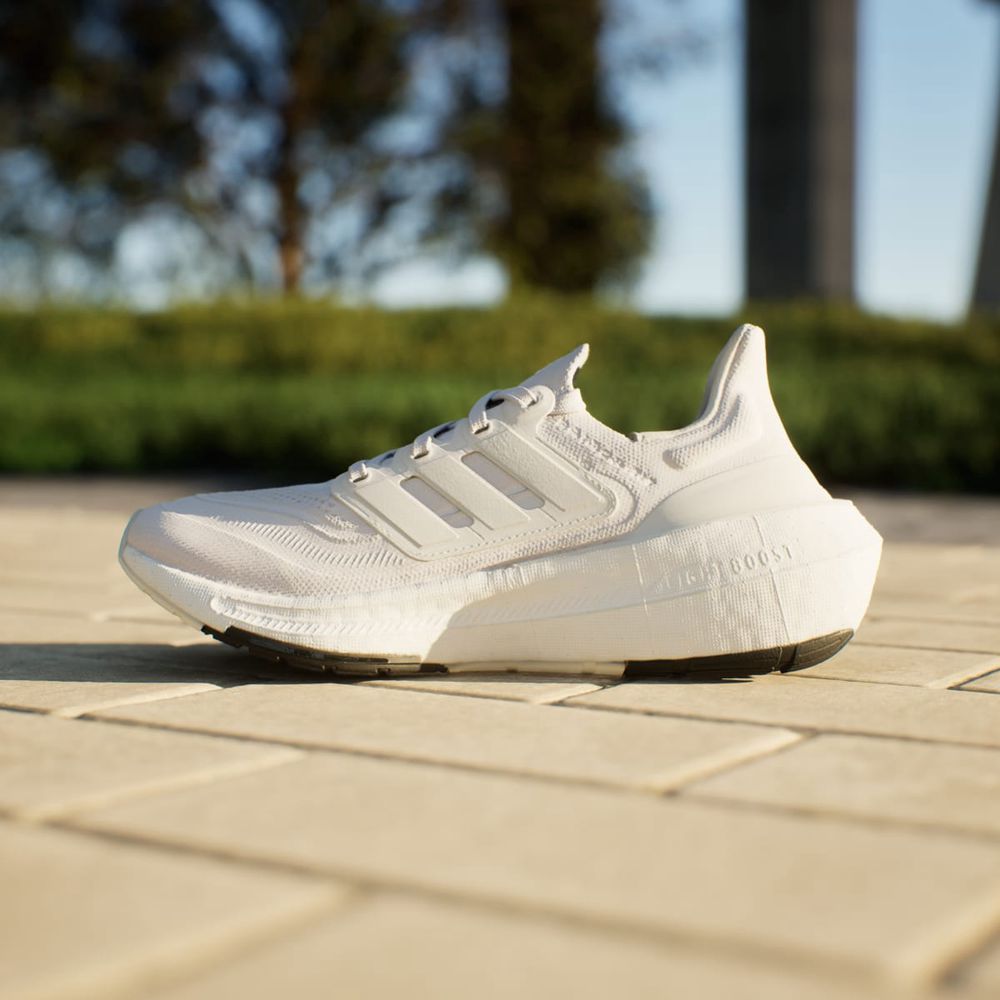 Chaussure Running Adidas Ultraboost Light Blanche Femme | PZQ-50510824