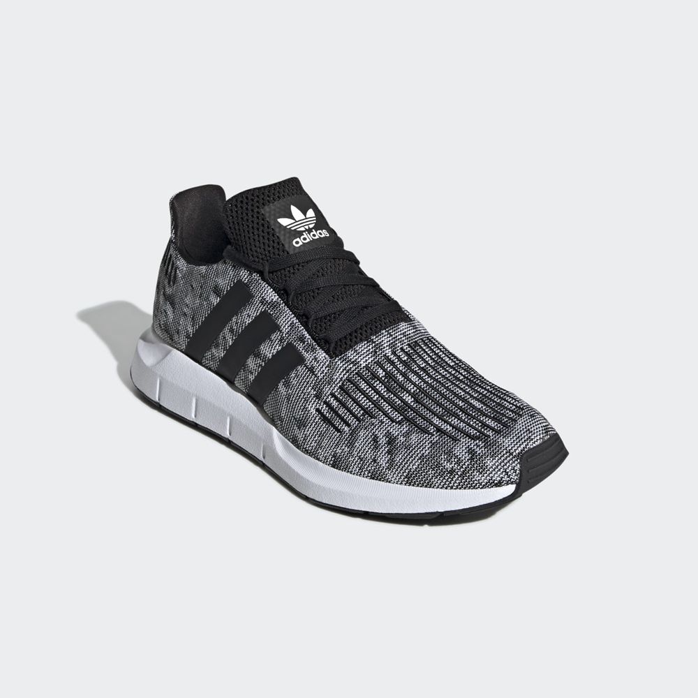 Basket Adidas Swift Run Blanche Noir Homme | KHZ-30149879